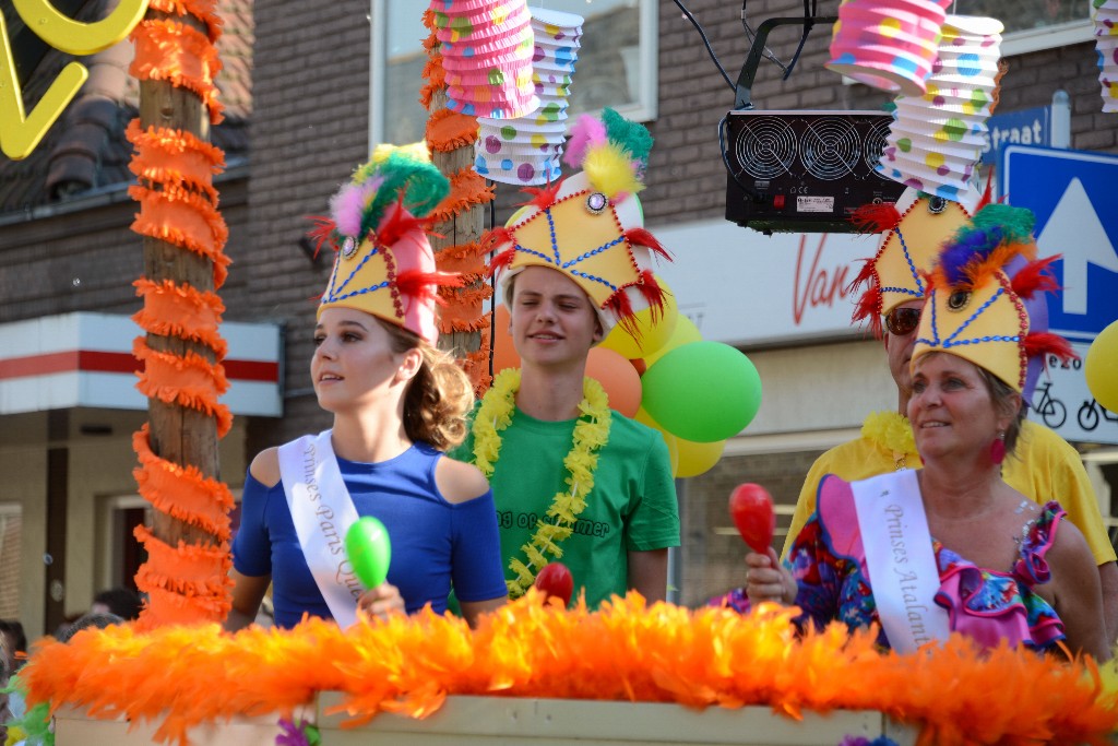 ../Images/Zomercarnaval Noordwijkerhout 2016 240.jpg